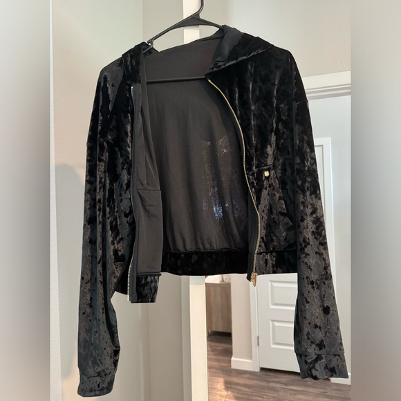 Fabletics Velvet Jacket - Picture 1 of 2